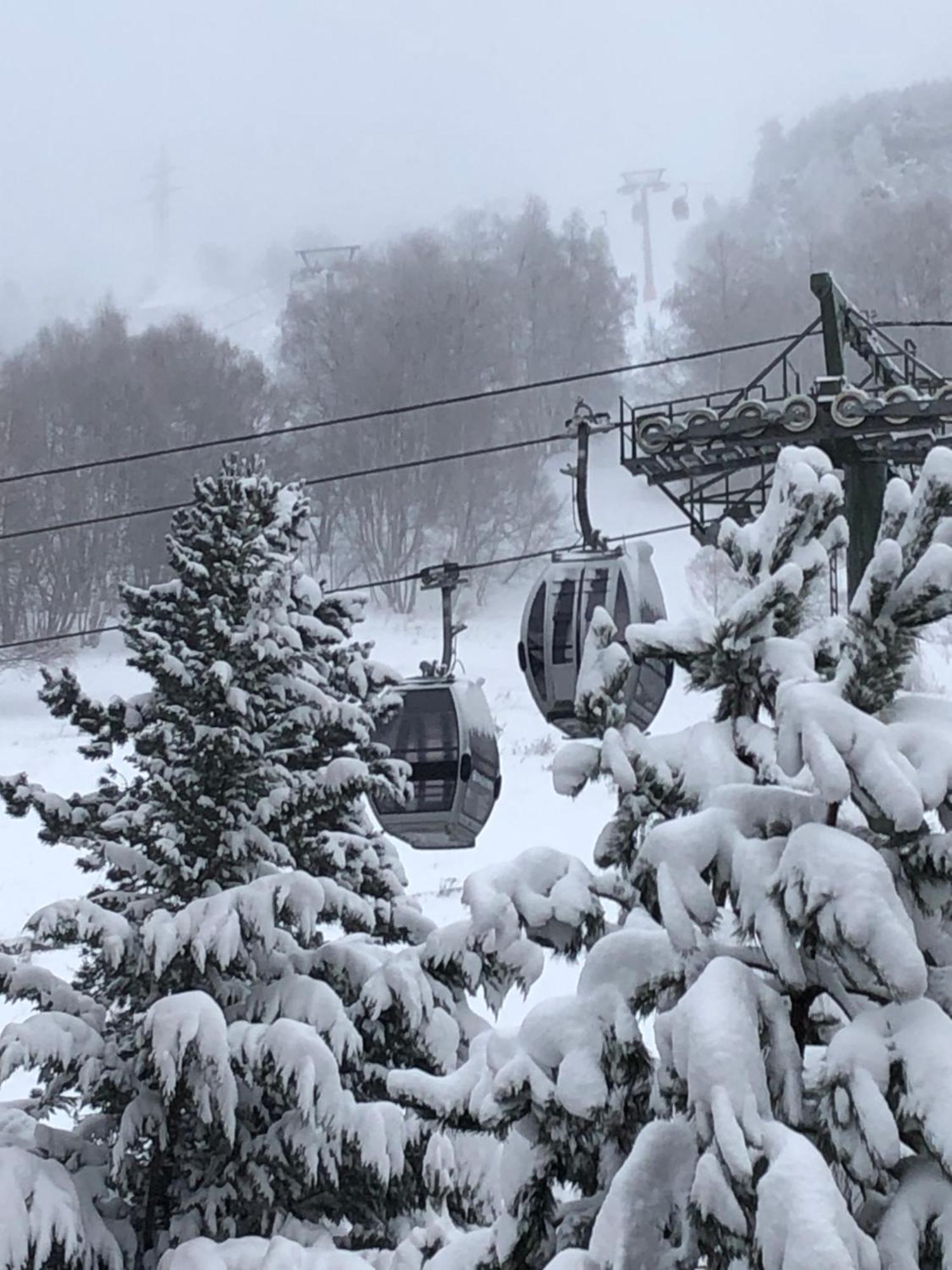 En Baqueira A 100 Metros De La Telecabina Naut Aran