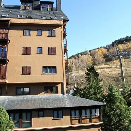 Apartamento En Baqueira A 100 Metros De La Telecabina Naut Aran Exterior photo