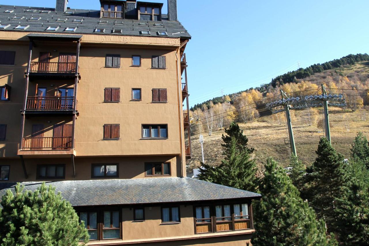 En Baqueira A 100 Metros De La Telecabina Apartament Naut Aran